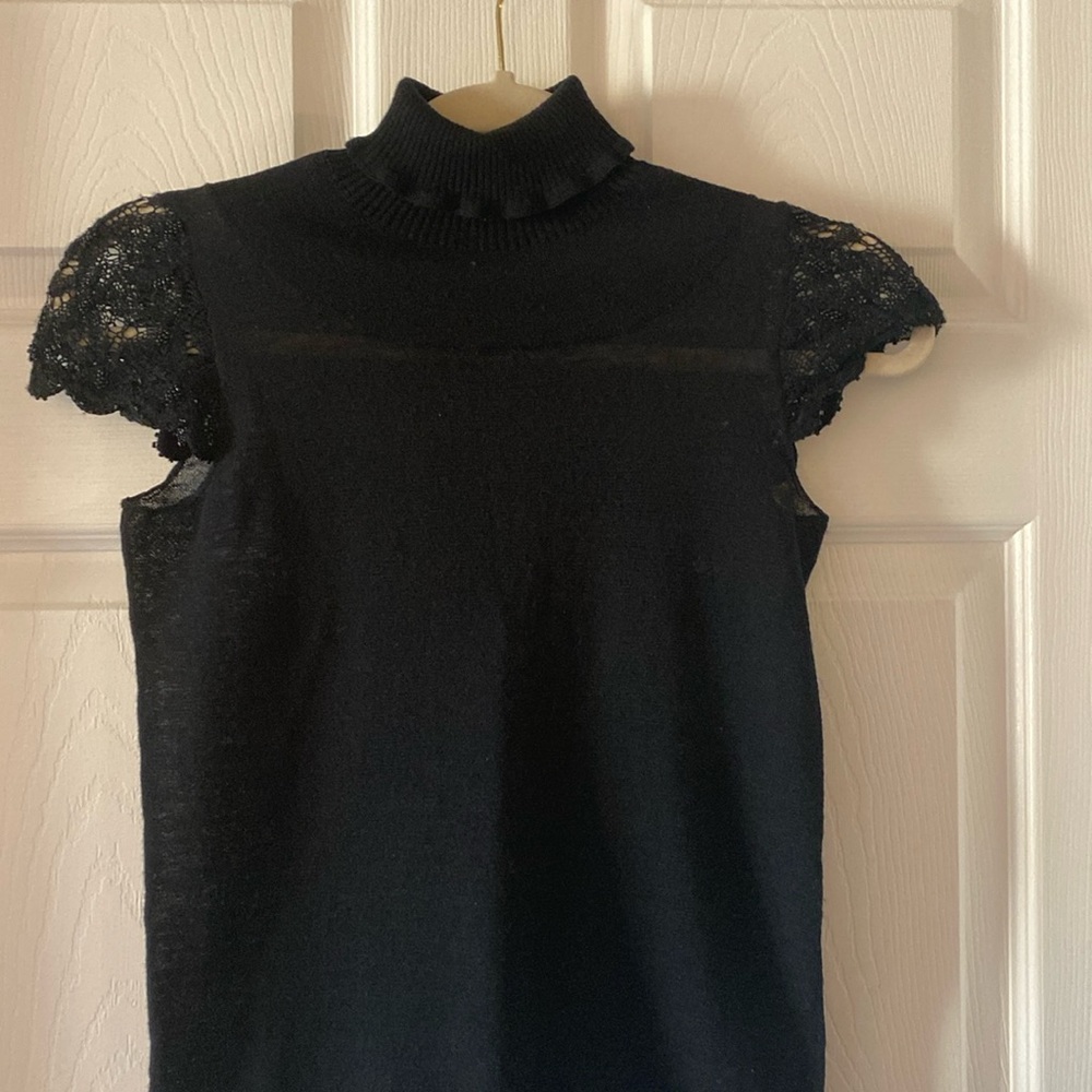 DKNY sweater